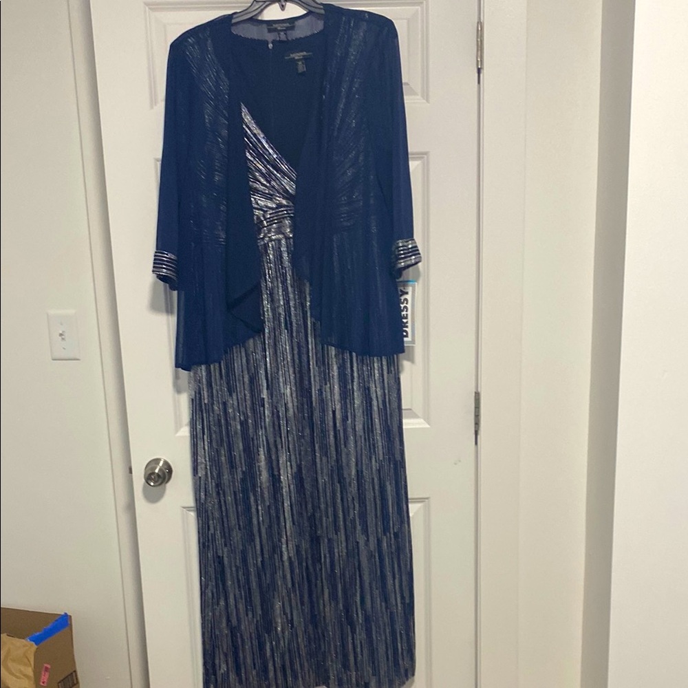 R&M Richards Navy and Silver Two-Piece Set